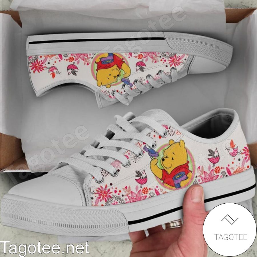 Winnie The Pooh And Birds Low Top Shoes